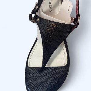 Black Women's Sandals Kate Ann 8 NWT